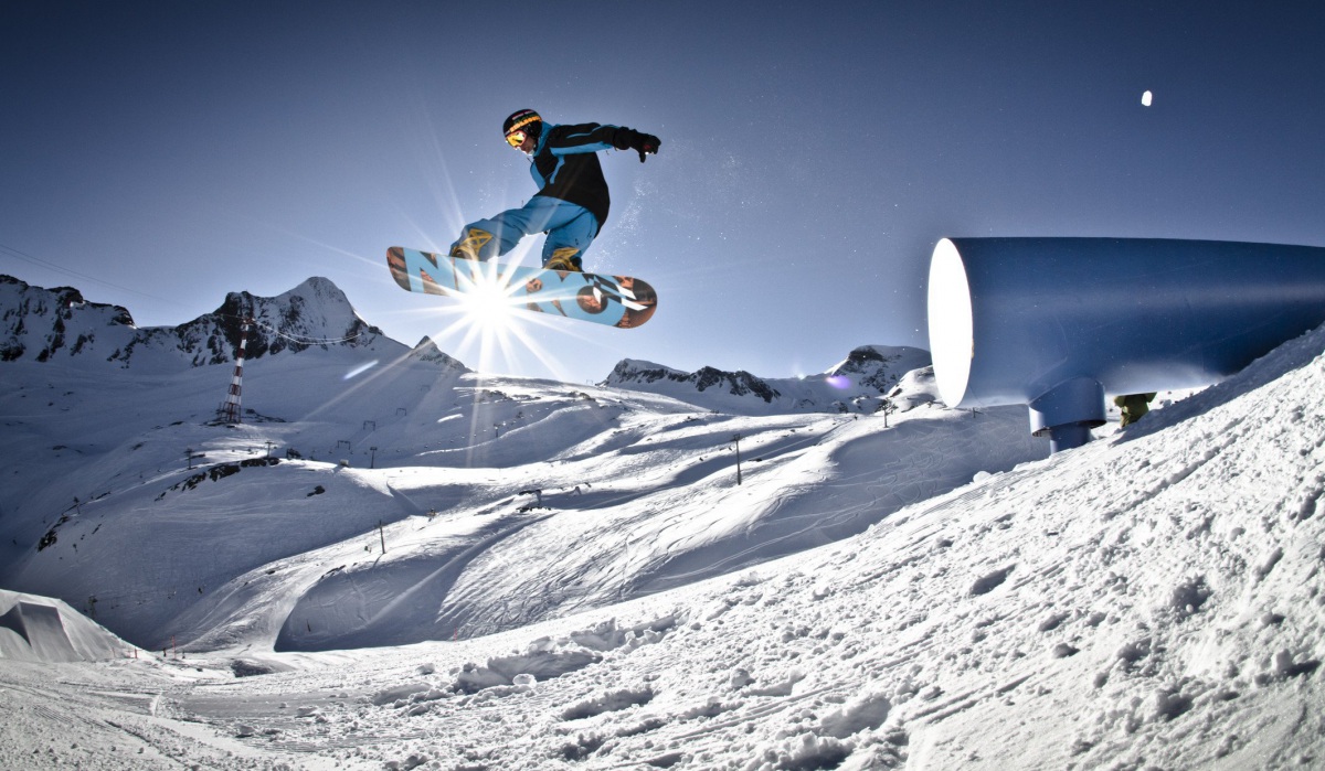 1361702075_kitzsteinhorn__2012__action__sb__victor_szigeti__roland_haschka_25.jpg